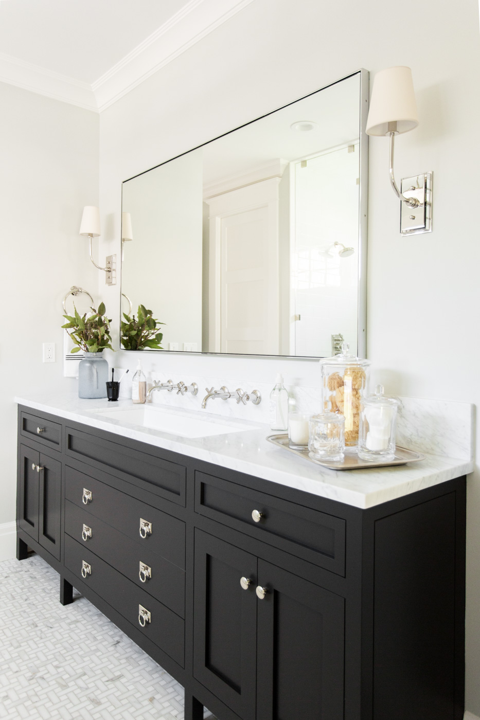 Black+vanity+in+the+Windsong+Project+master+bathroom+--+Studio+McGee.jpg