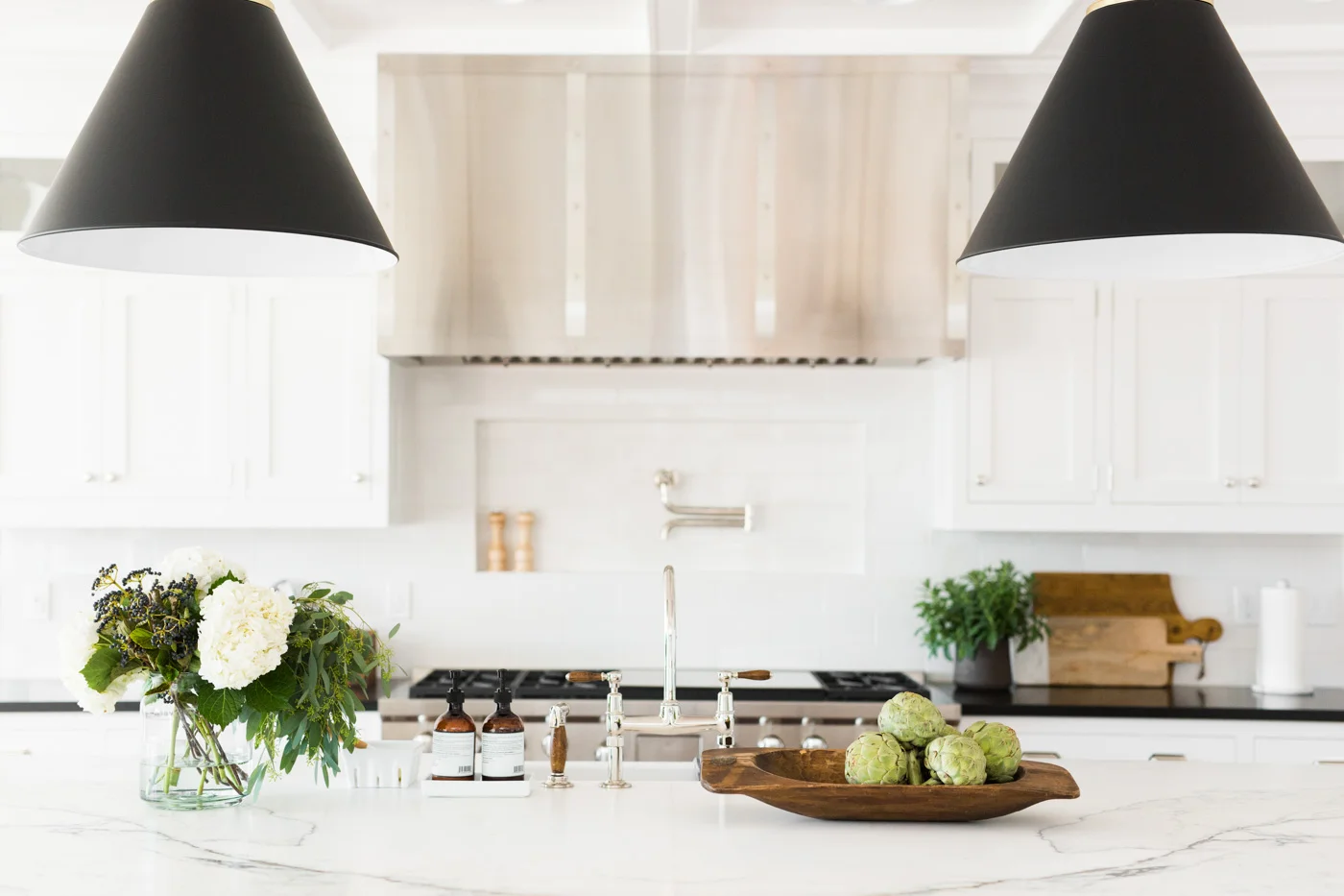 Custom+stainless+steel+hood+detail+--+Studio+McGee.jpg