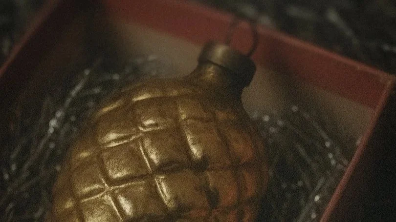 Phil_Gomm_The_Bauble_Reds_Kingdom.jpg