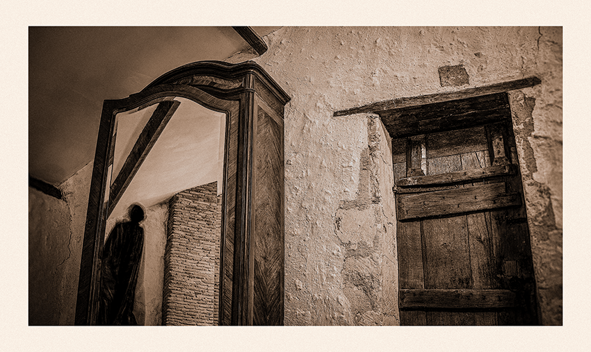 Phil_Gomm_Ombre_2025_Reds_Kingdom_07.png