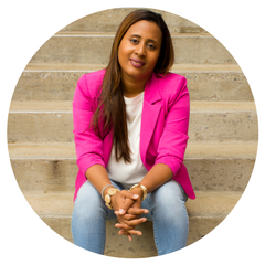 About The Author Alma Bradford teaches freelancers and consultants how to outsource and do project management in order to scale their business at: AlmaBradford.com