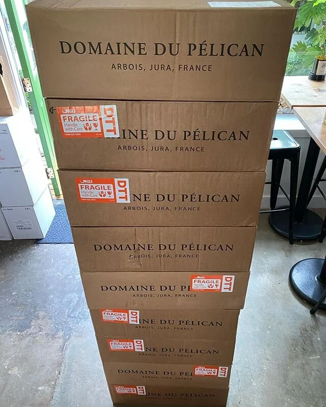 Summer is coming! This will be a #doebaywineclub selection in the coming weeks. We&rsquo;re big fans of @gdangerville and @domainedupelican and all things #Jura after our visit last year. 🍷 and 🧀! &ldquo;Domaine du Pelican began with a bottle of wi