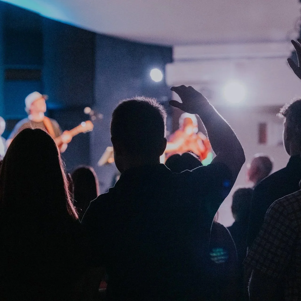 Worship+-+Congregation+Guys.jpg