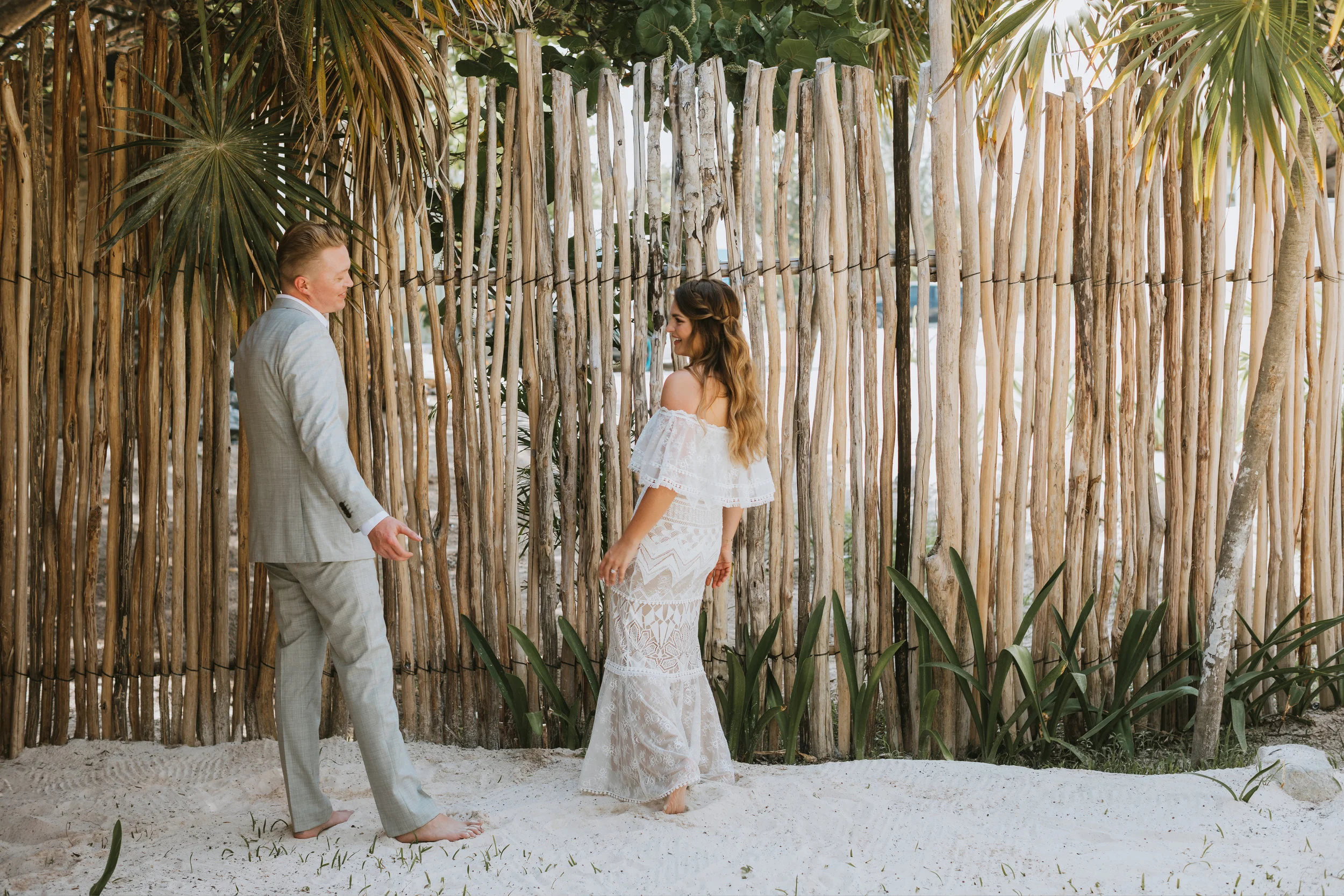 Blog Templates_Chelsea&James ESession25.jpg
