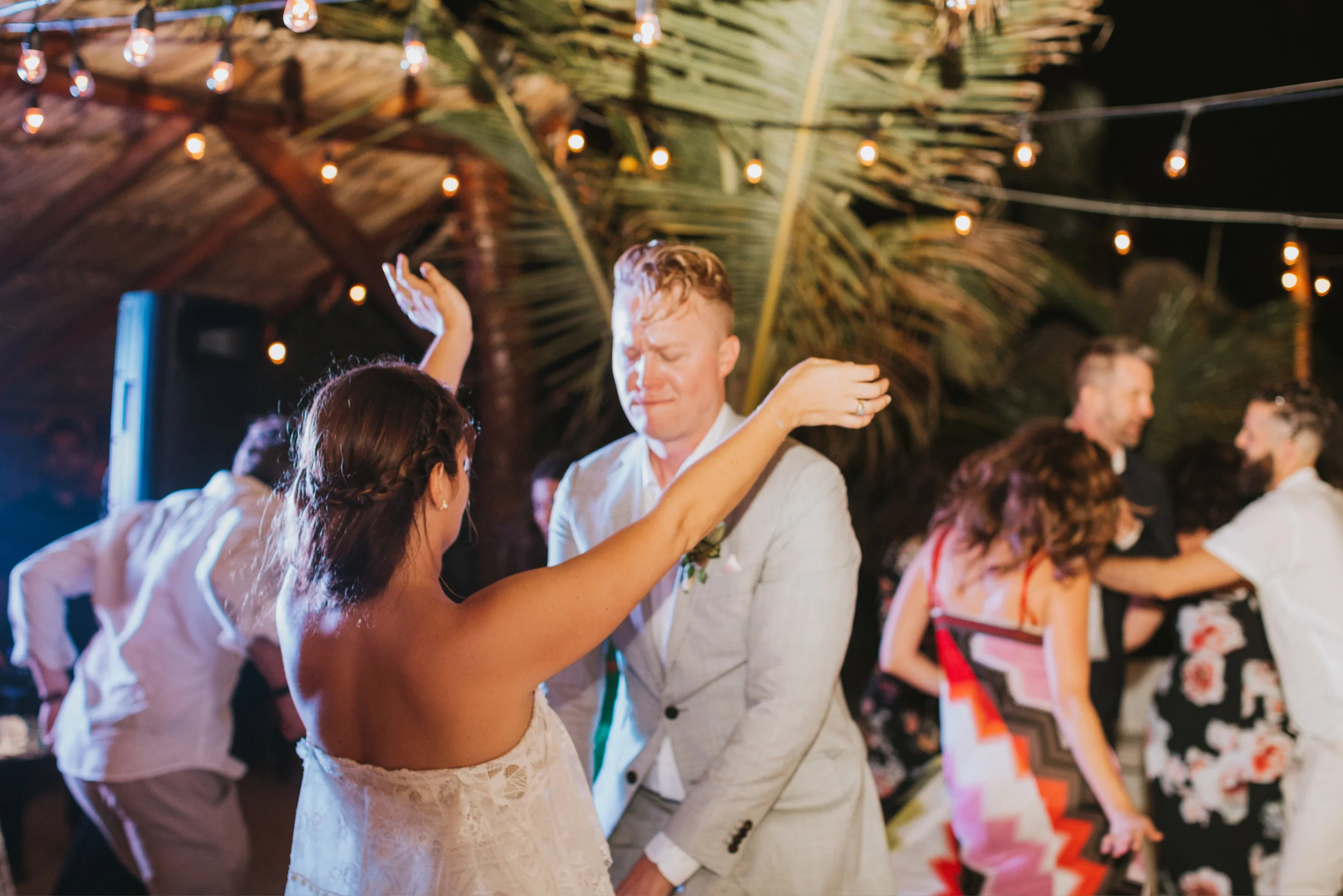 Blog Templates_Chelsea&James ESession75.jpg