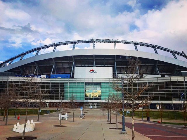 The Mile High Stadium, #Broncos Stadium- is the location of the 2019 #hoopsandhoopla #charity event organized by #Greiner electric! DASi is honored to be a part of the construction community that supports and donates to the #NationalJewishHospital in