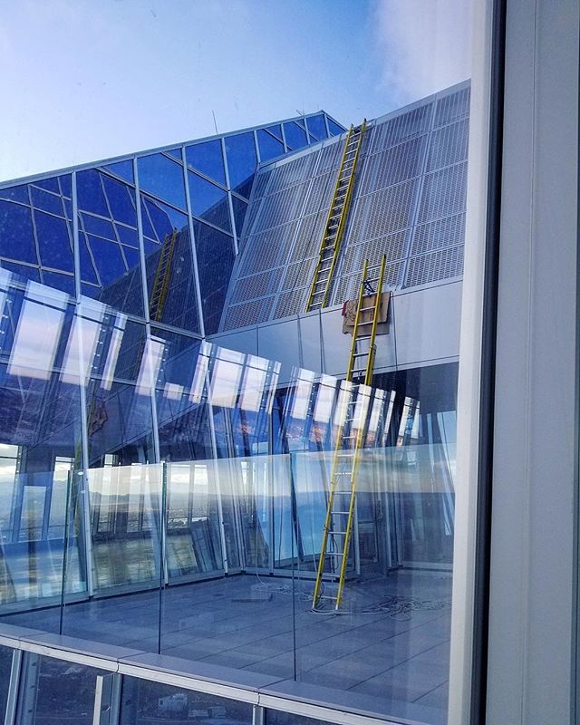 πThe top of Denverβs 5th #tallestbuilding - #1144 Fifteenth - a 40 story office tower, #designed by #architect Jon Pickard. βοΈAnd right on top of it, you can spot a #Donor #Antenna installed by yours truly, #dasintegrators ! π¨ππ§πππ―πππππ½π’π₯π
#DenverDAS #SpecialtyContractors #Subcontractors #Subs #Hines #1144Denver #DASi #RFTesting #Emergency #Emergencyresponders #SubcontractorsDenver #SubcontractorsUSA #cellular #agc #agccolorado #DASSystem #PublicSafety #Denver #DenverColorado #USA #Contractors