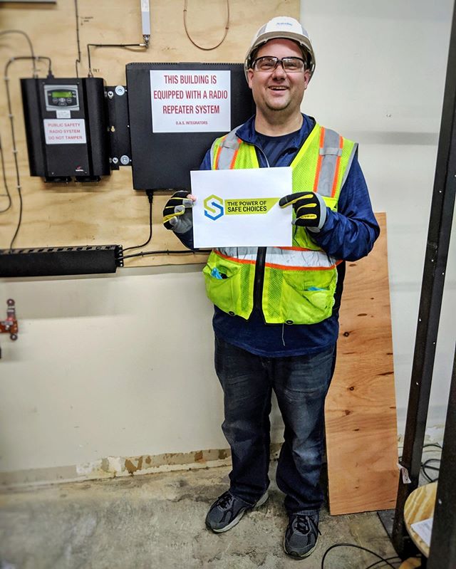 DASi is participating in Safety Week 2019! When we all make safe choices, we all win! How do you foster a culture of safety? 👷🏻&zwj;♀️👷🏼&zwj;♂️
#safetyweek #construction #dasi #dasintegrators #subs #lowvoltage #electrical #firstresponders #fireal