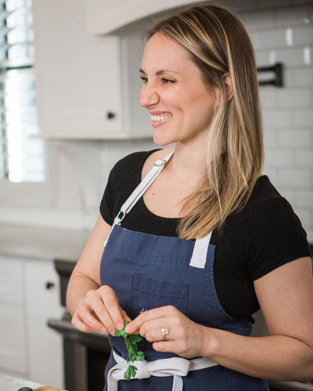 Meet Chef Quincie!​​​​​​​​
Quincie is a trained holistic chef who loves creating delicious, nutritious food with fresh and simple ingredients. She holds her Functional Nuritional Therapy Practitioner certification from the Nutritional Therapy Associa