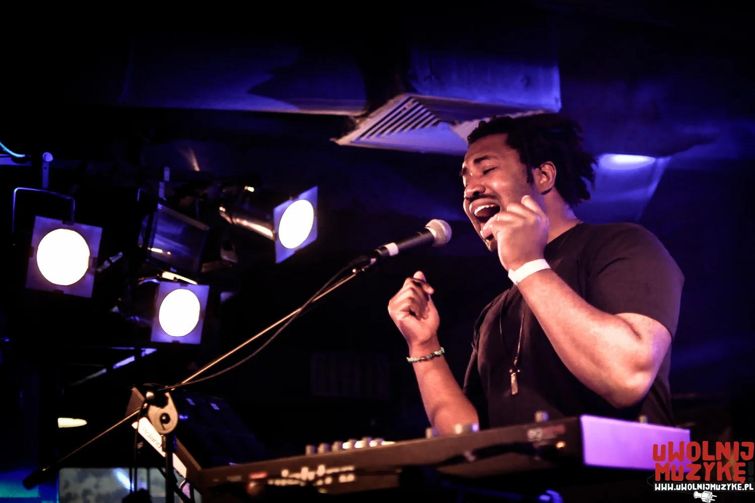 sampha_10.jpg