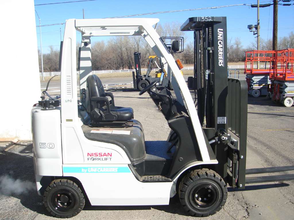 2014 UNICARRIERS AF50.jpg