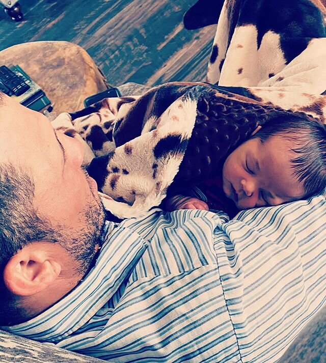 Daddy time 😊
#cowboyforlife #babycowboy #padenriver #cuddlesfordays #vetlife