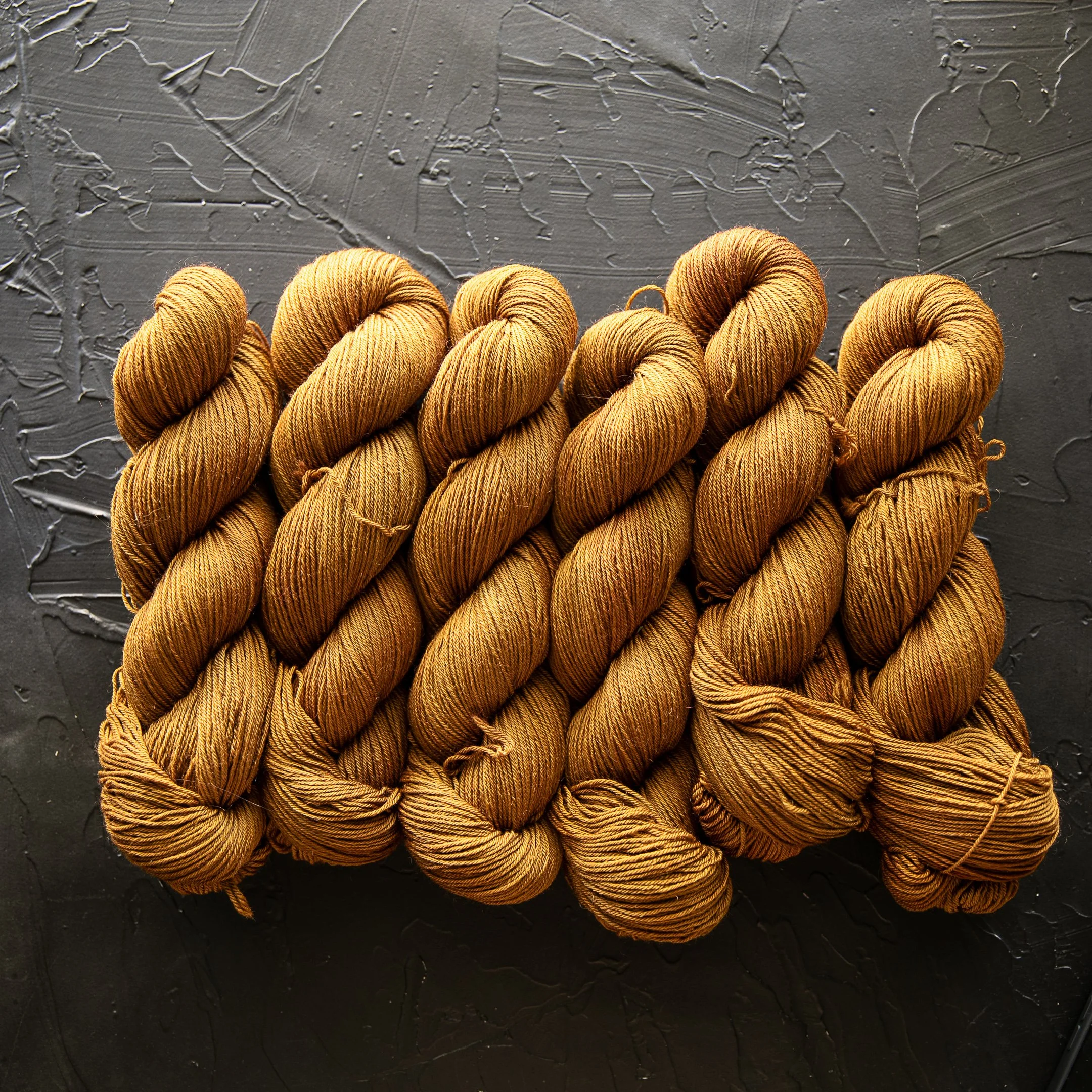 Ochrewell (golden ochre) ROOTS COLLECTION — Natural Sock