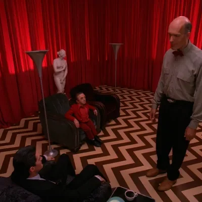 6f749d88d0170a5aeea86df406f6b0a6da-19-twin-peaks-original.rsquare.w400.webp