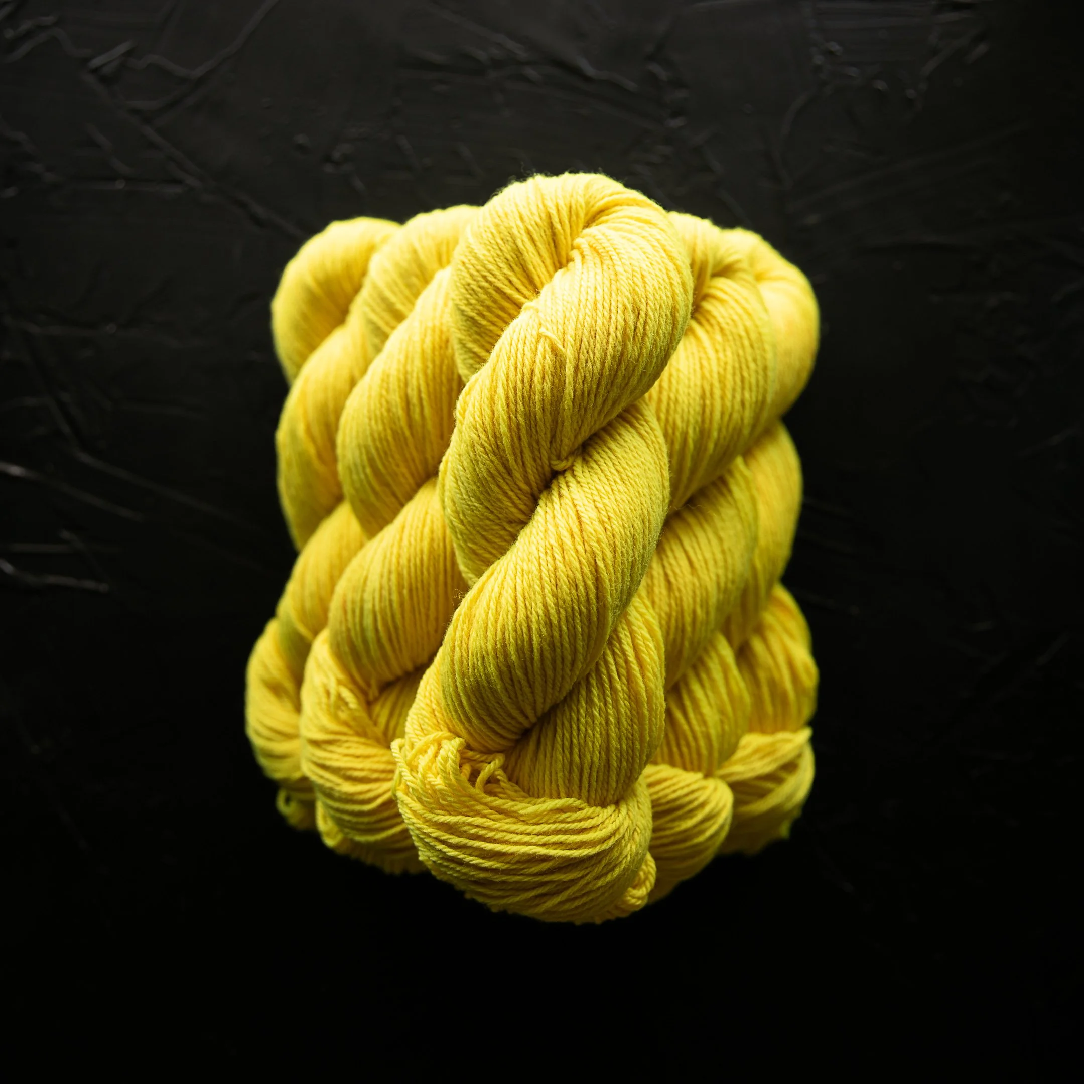 Signal Yellow (high-chroma modern yellow) — Patagonia DK