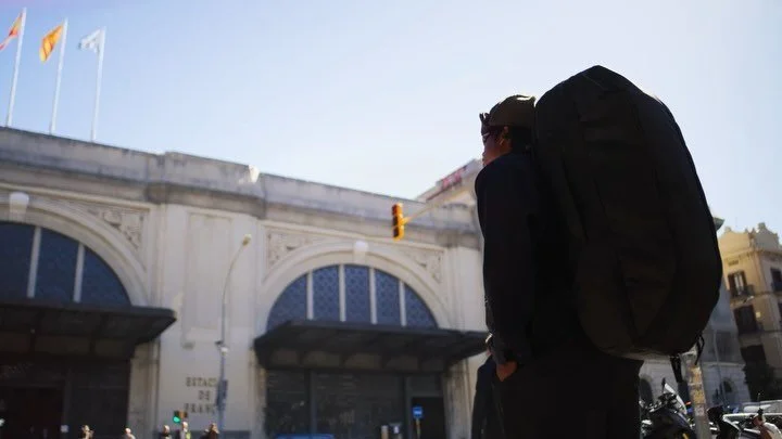 Introducing the Skate Duffel 65L from @dbjourney . 

Skate travel is a joke. Some days your board is classified as a weapon, some days it&rsquo;s disregarded as a toy. Most days, you&rsquo;re treated as a kid. Whether you pack it in a plastic bag, un