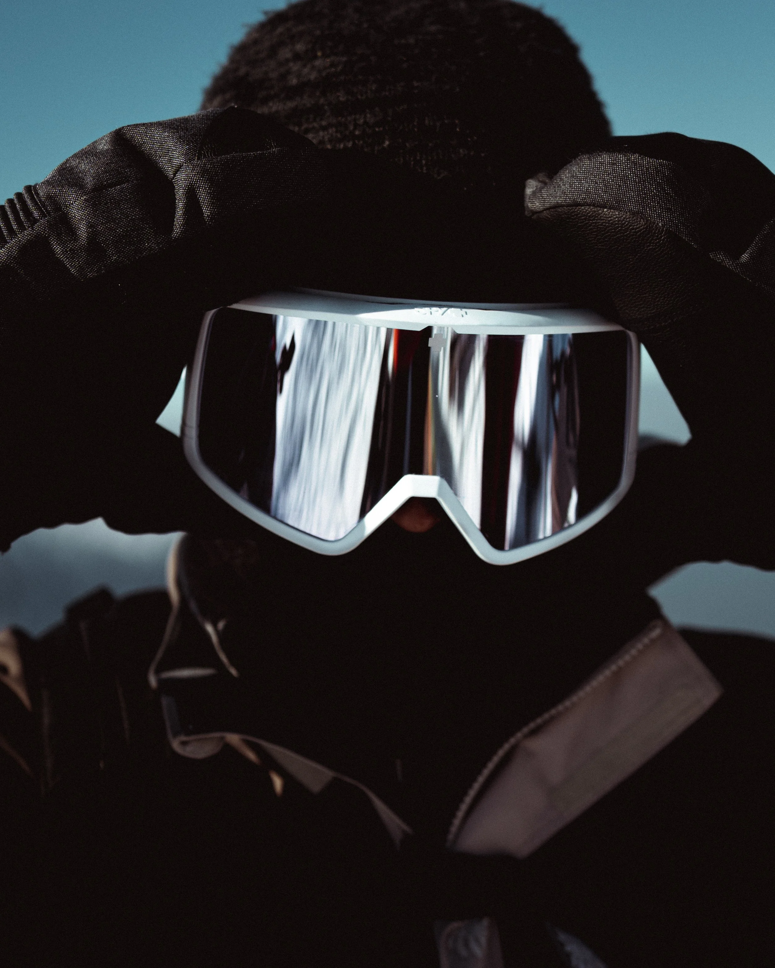 SPY_AW23-24_Goggles_Helmets_Imagery_MEGALITH_LaurentDeMartin-01.jpg