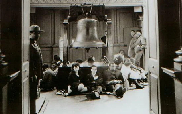 A sit-in at the Liberty Bell, March 1965. National Park Service photo