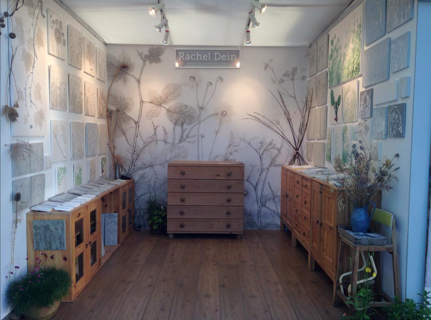 Here's another example of the Area Environments wallpaper being used in Rachel's booth at the Chelsea Flower show. (Congratulations, Rachel! So exciting!) Photo courtesy of the artist.