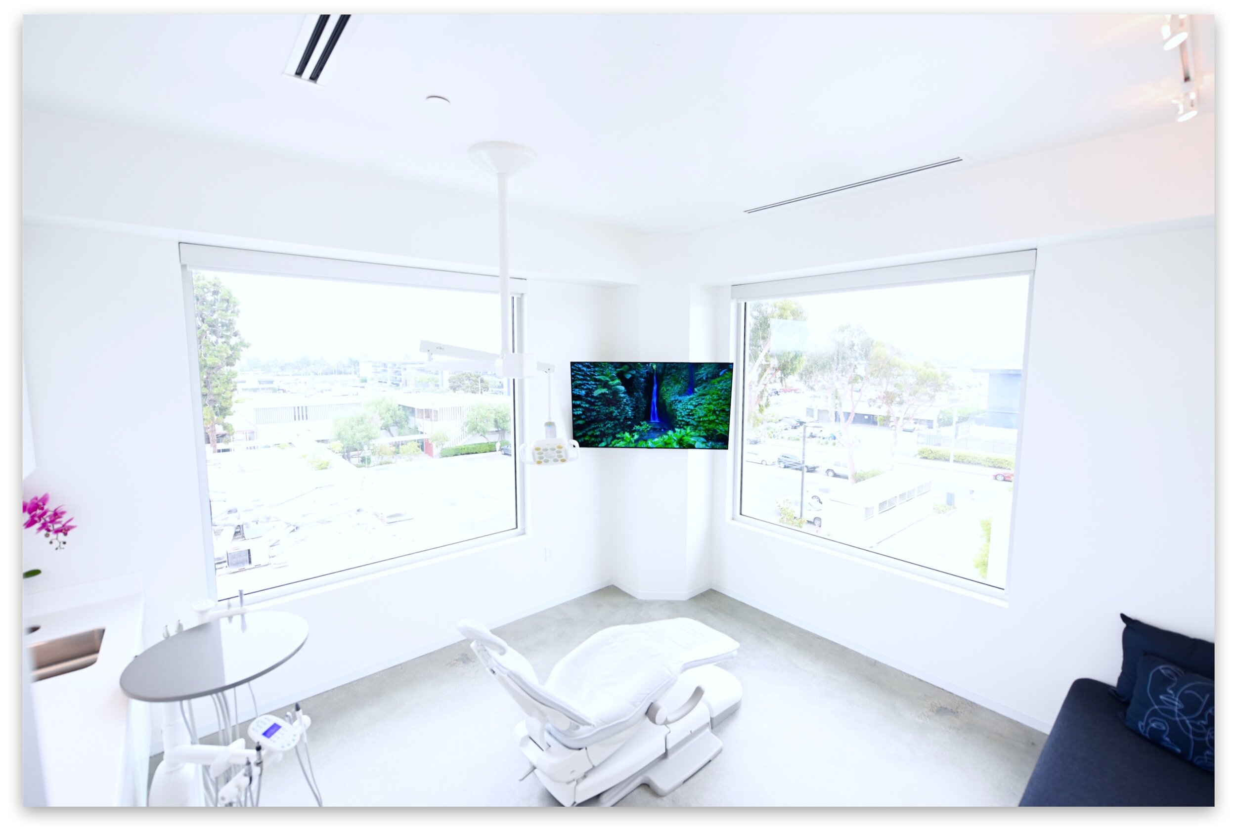 Newport Beach Dental Office by Jeremy Heldt, DDS