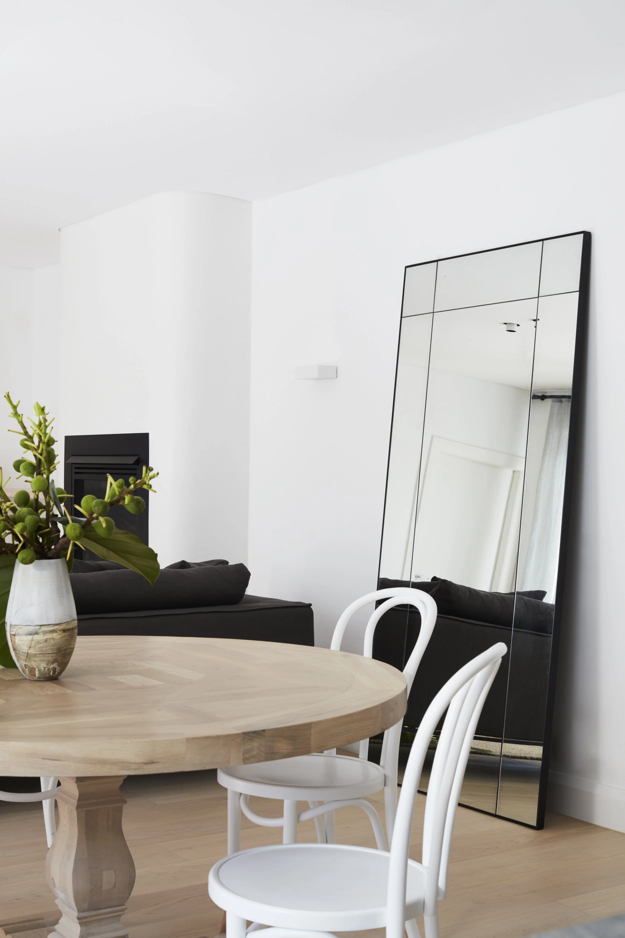 Lane&Grove_Lilyfield 01_06.jpg