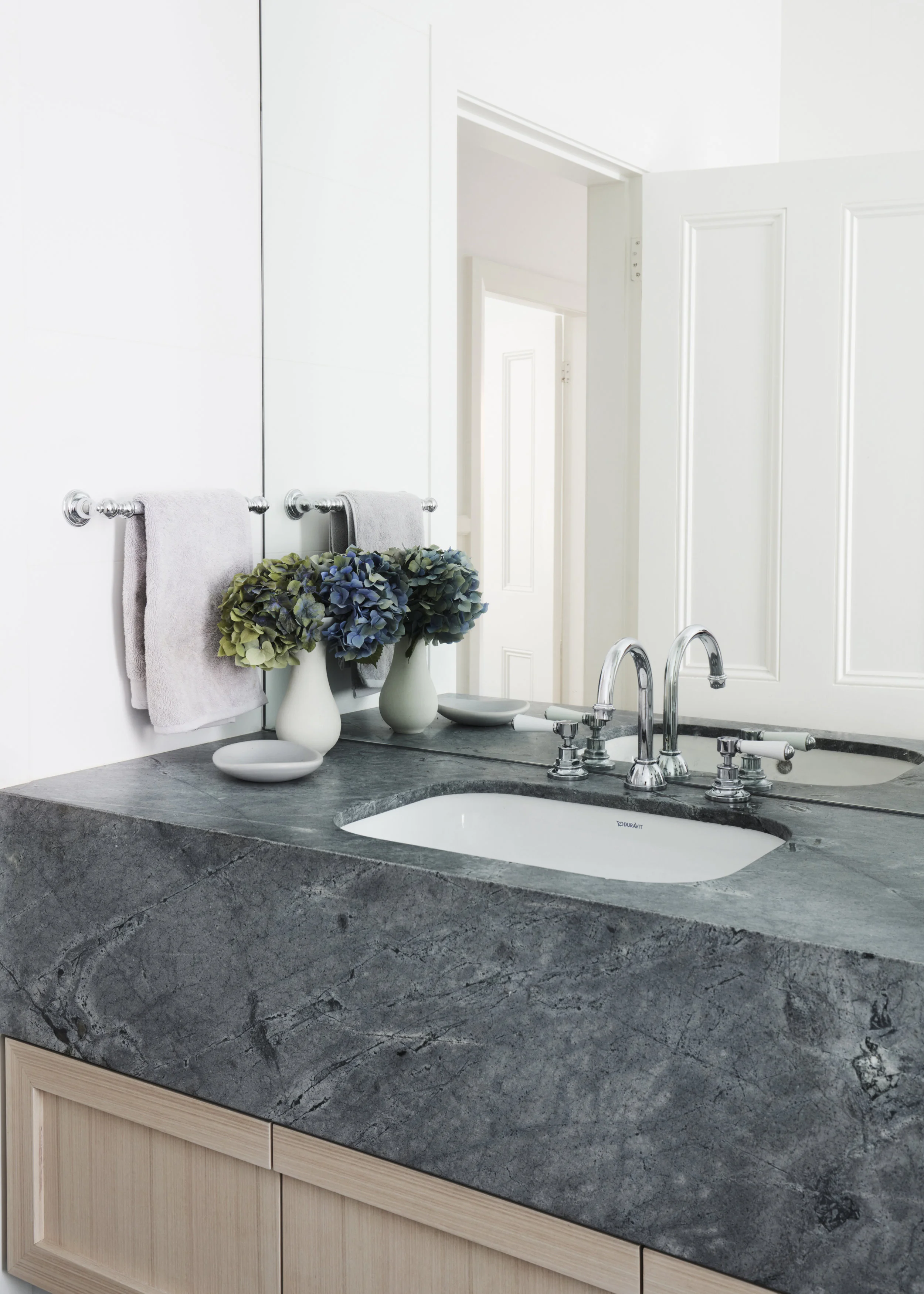 Lane&Grove_Lilyfield 01_08.jpg