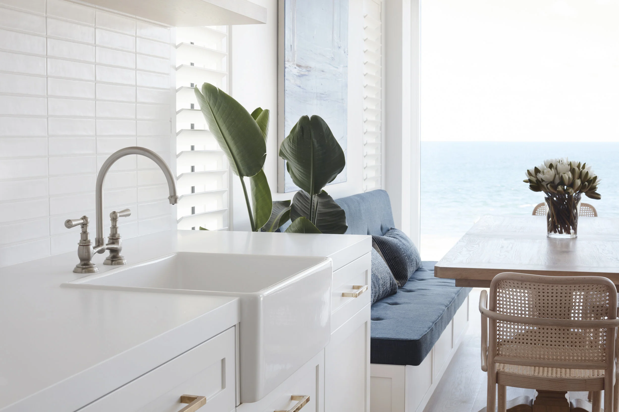 Lane&Grove_Bronte 01_04_.jpg