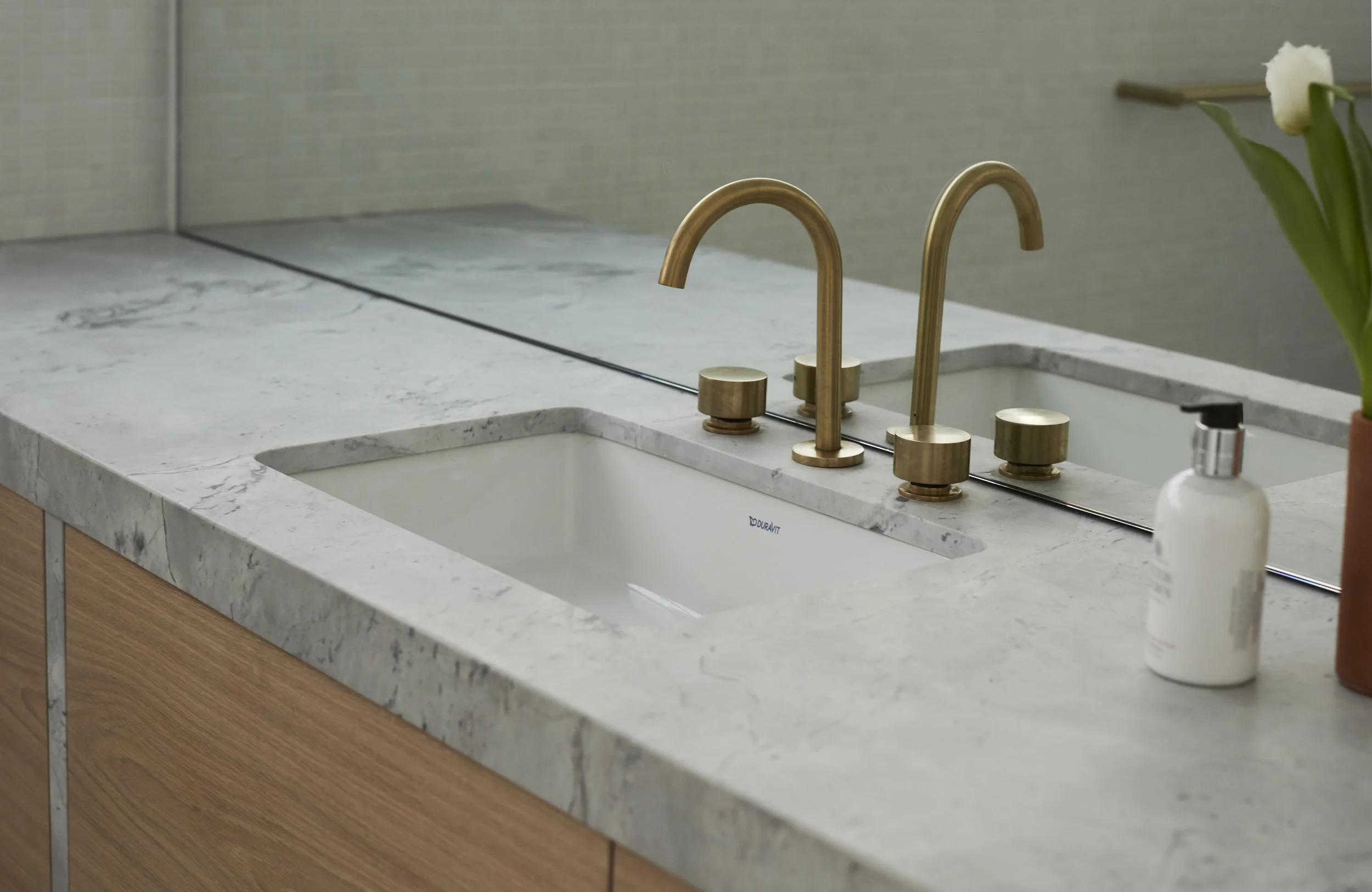 Lane&Grove_Clovelly 03_22.jpg