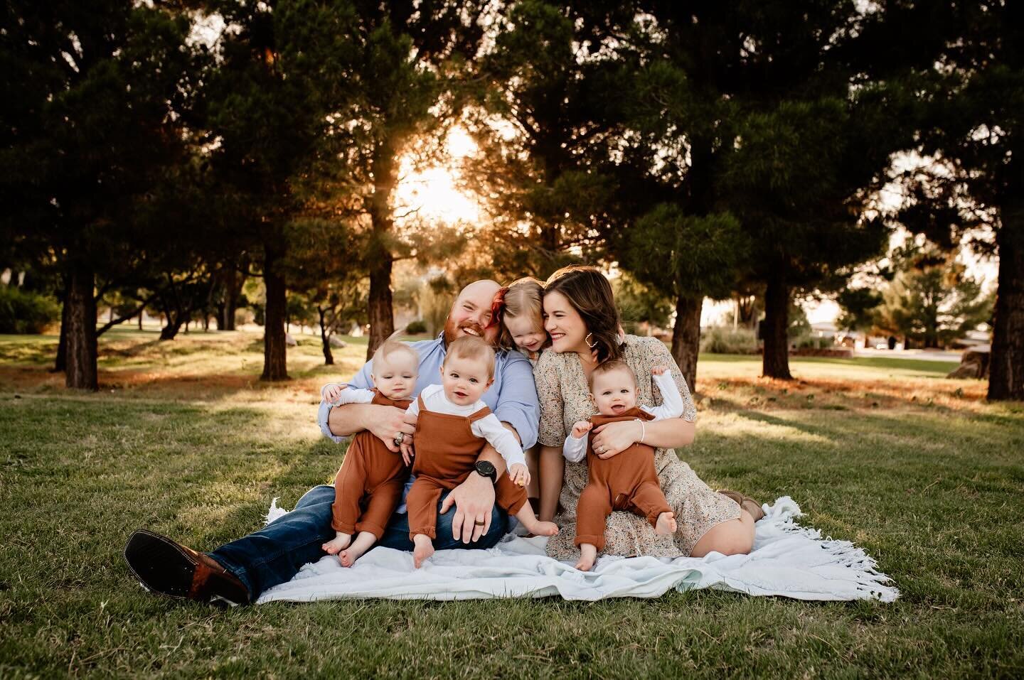 Hi everyone! I am of office until Thursday. I&rsquo;m currently editing galleries and will be replying to messages as soon as possible! 

In the meantime, enjoy this cute little family of six! Those matching triplet outfits are way too cute!