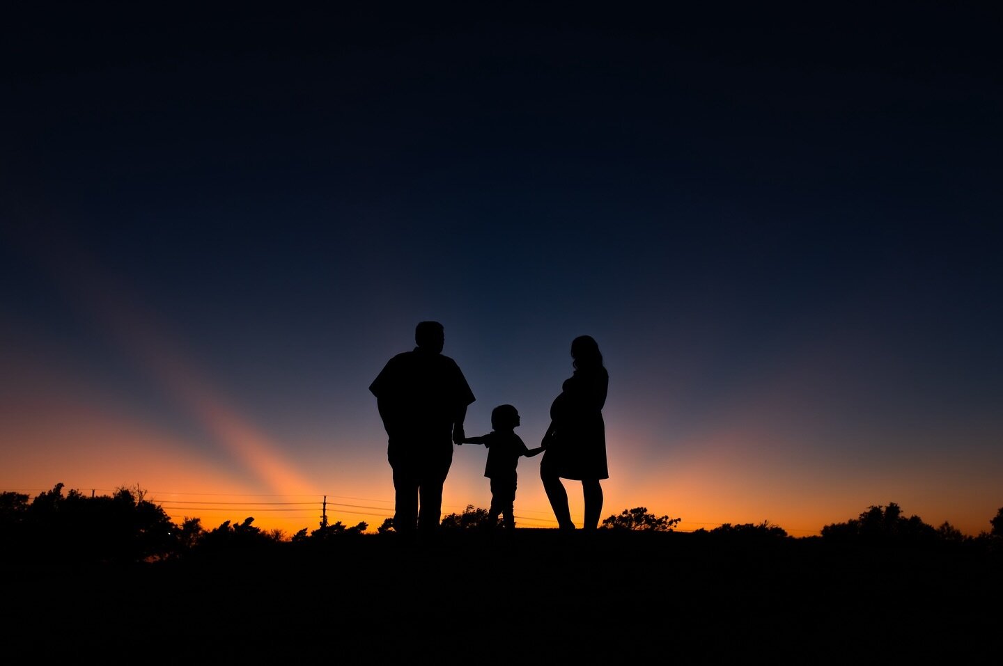 My husband told me this is one of the best silhouettes I've ever photographed. 
Vulnerable moment&hellip;Sometimes I&rsquo;m shocked how much I need to hear little things like that&hellip;but I do. 
It's not about making me feel better about myself o