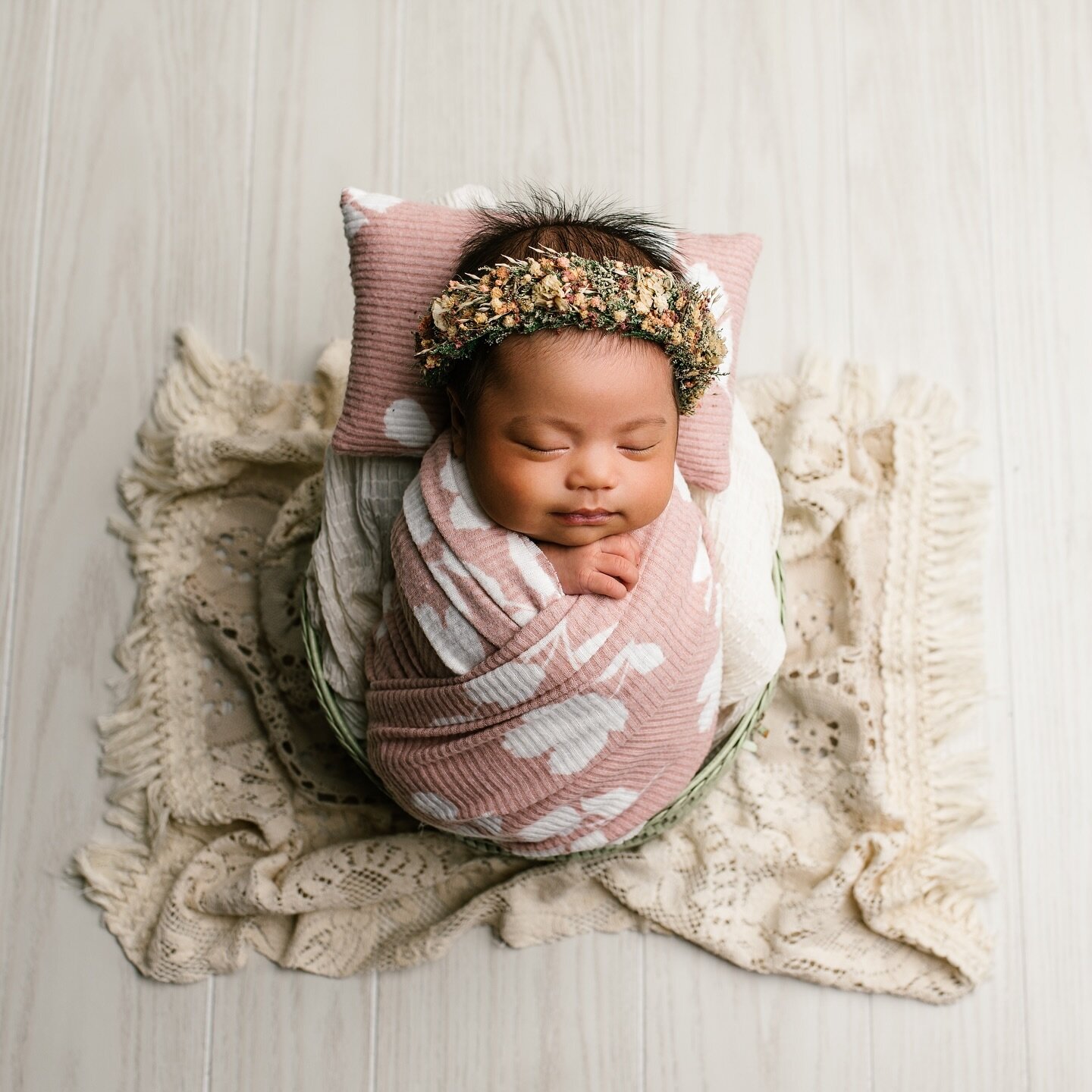 Someone bring me a sweet baby girl to swaddle in the new year! Baby fever is too strong after having some time off for the holidays. 
Hope everyone has a wonderful new year!