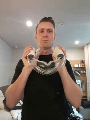 Neck Grab 2.jpg
