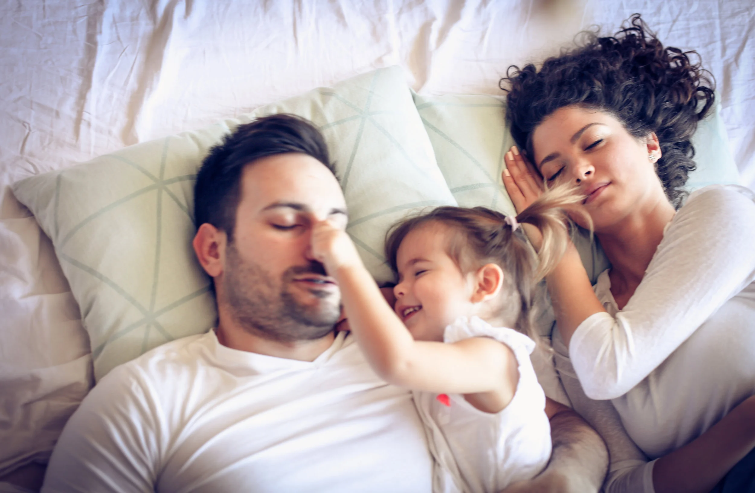 Can you co-sleep and sleep train?