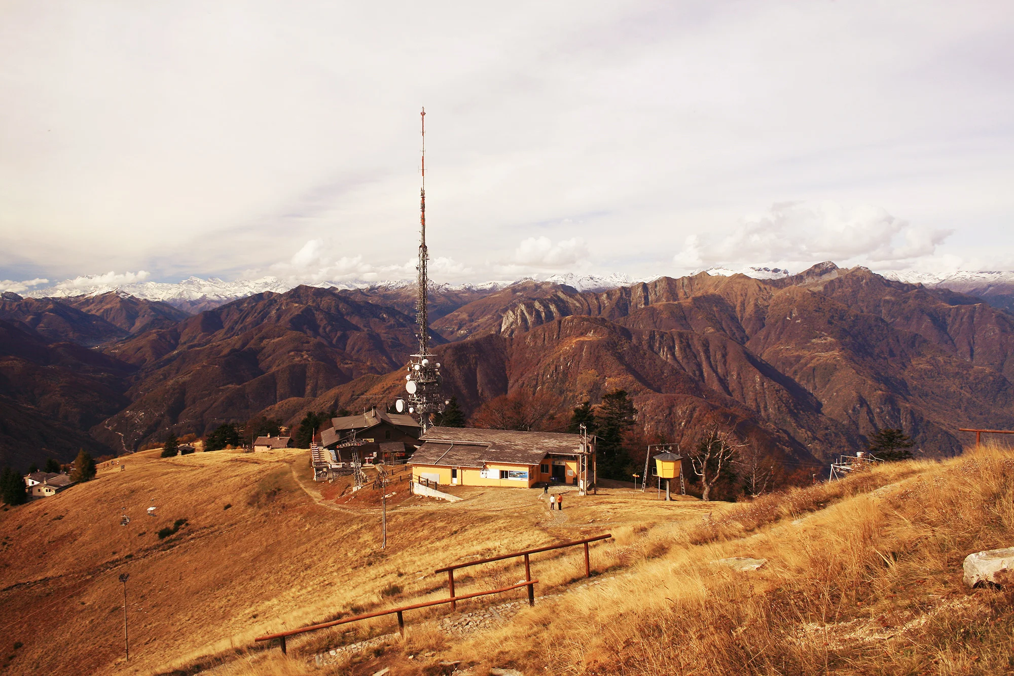 Alps_Mid.jpg