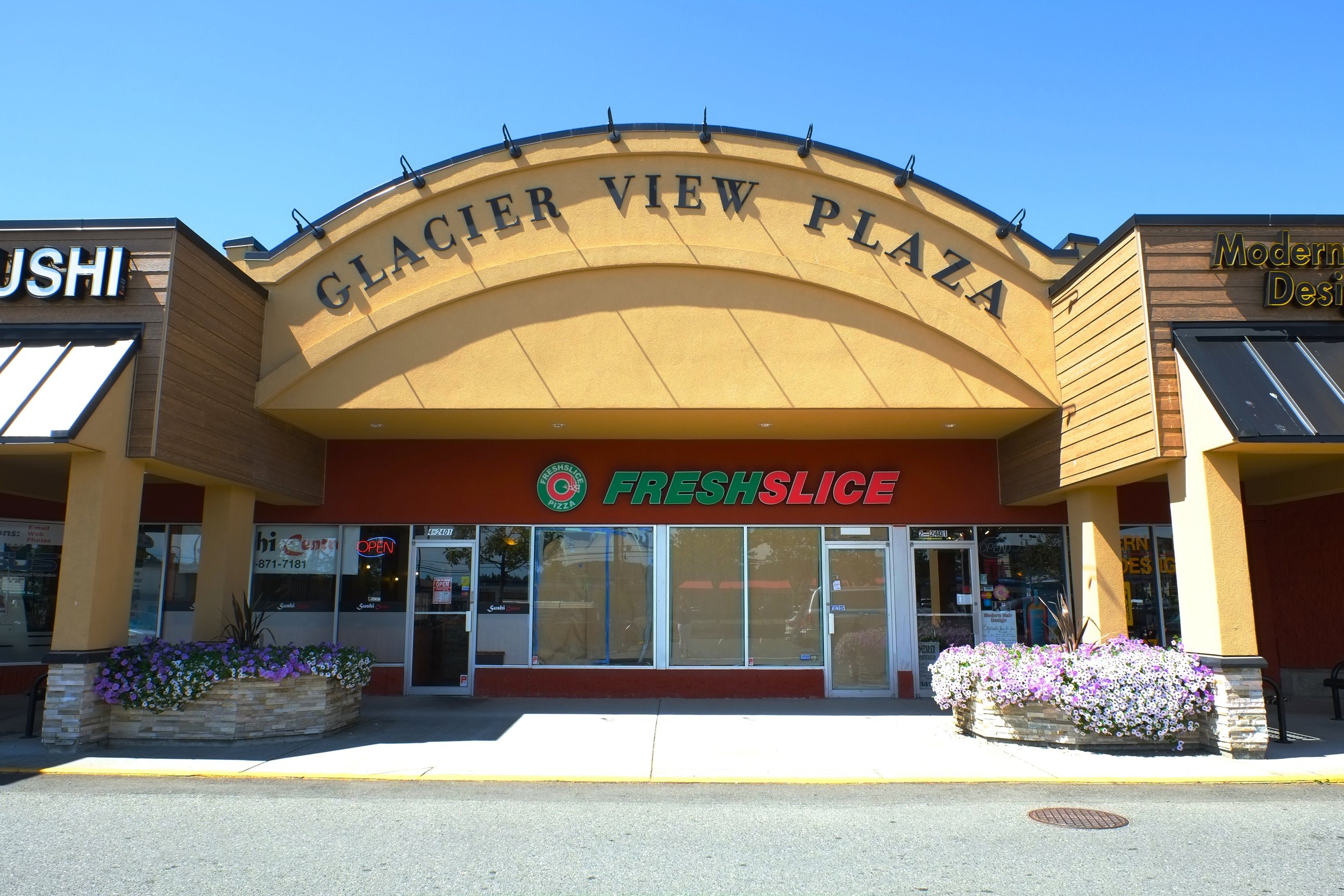 Glacier View Plaza 11.jpg