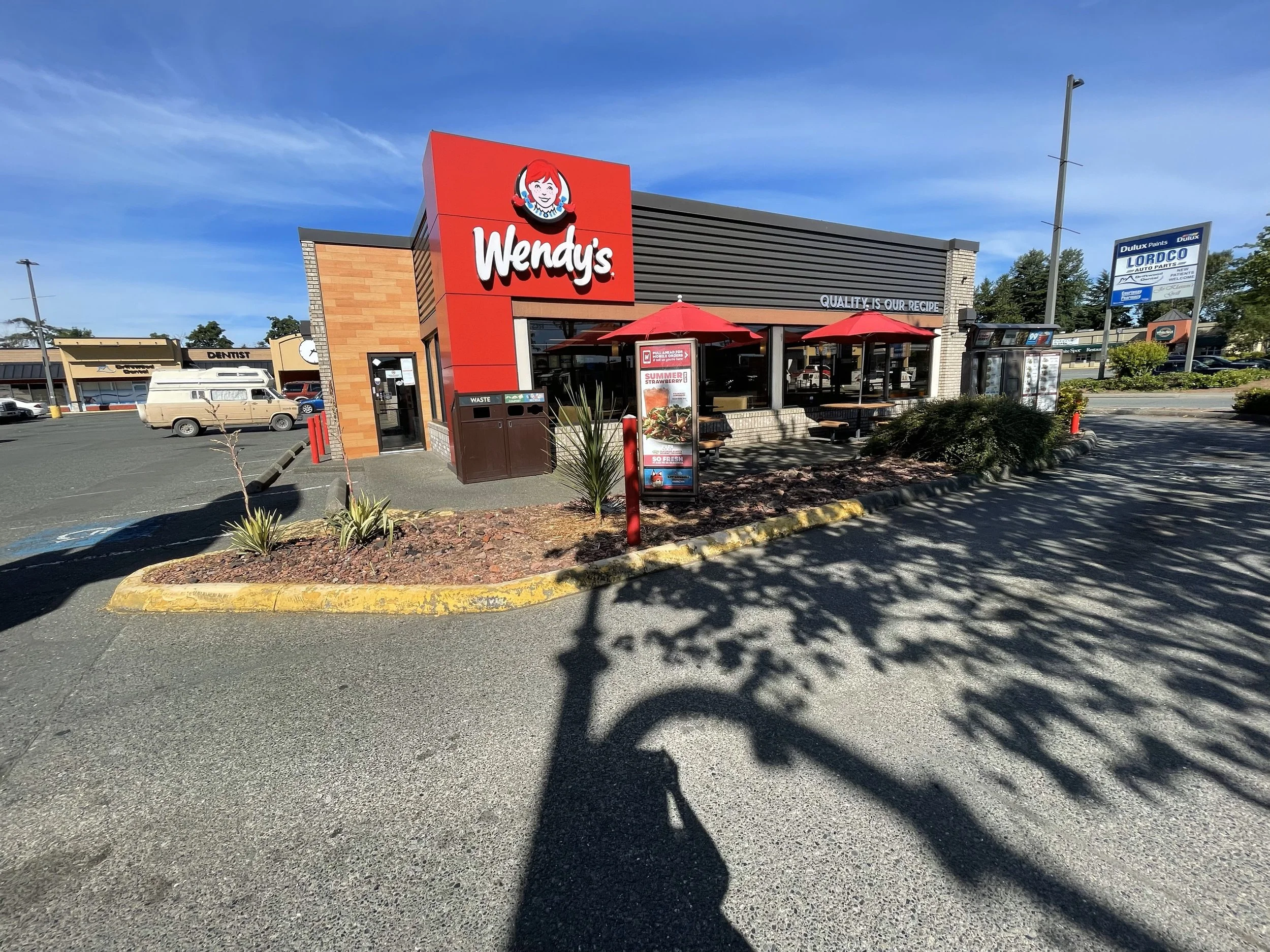 Wendy's Current front of Bldg.jpeg