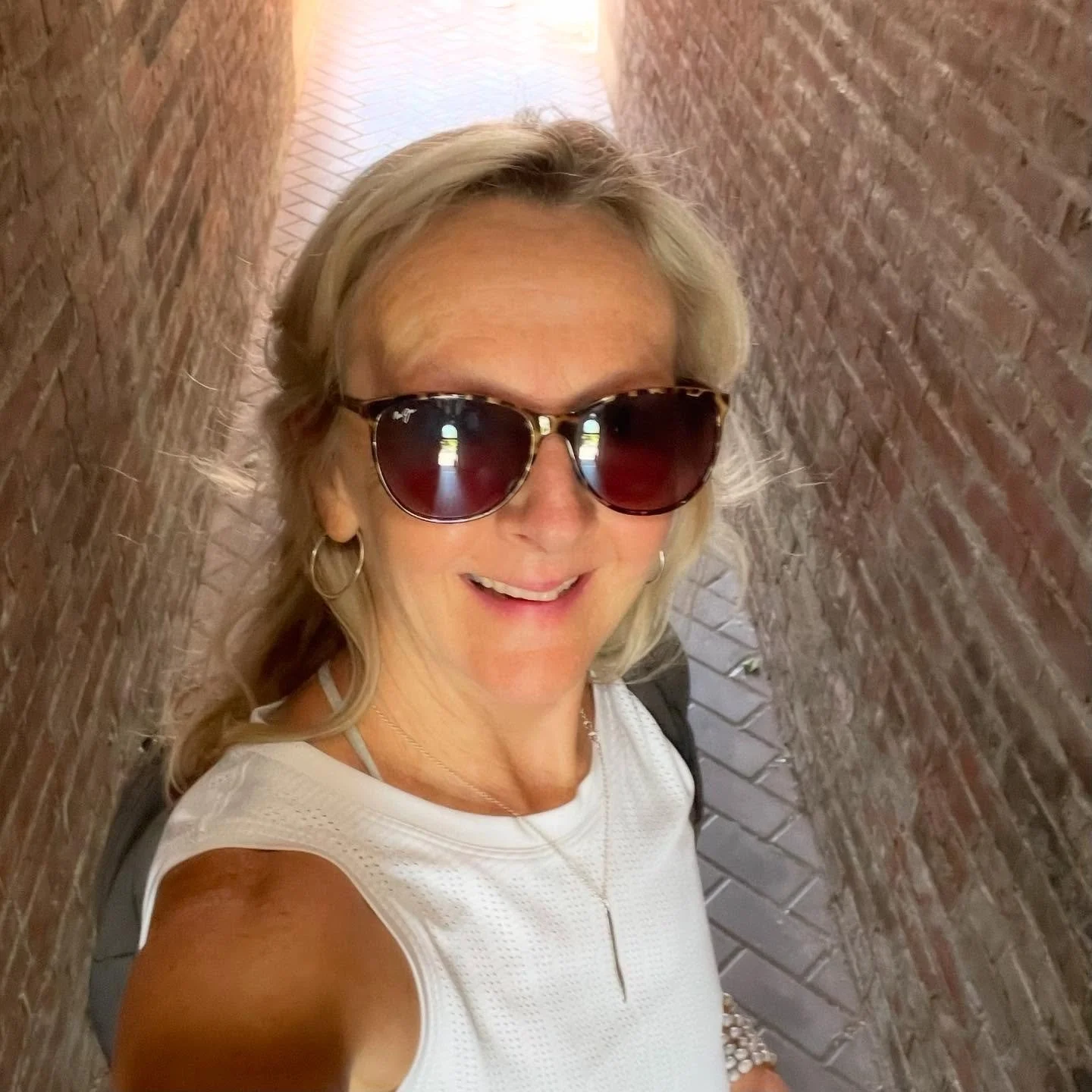 Somehow it&rsquo;s September! Celebrate the next few weeks like it&rsquo;s still summer and enjoy the radiant light. 
.
Lucky us ❤️