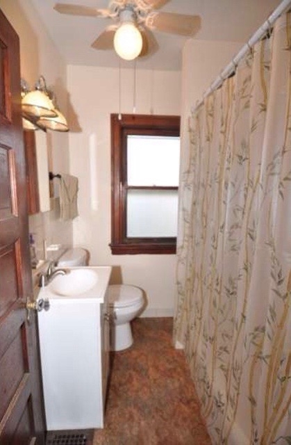 Before Photo: bathroom 