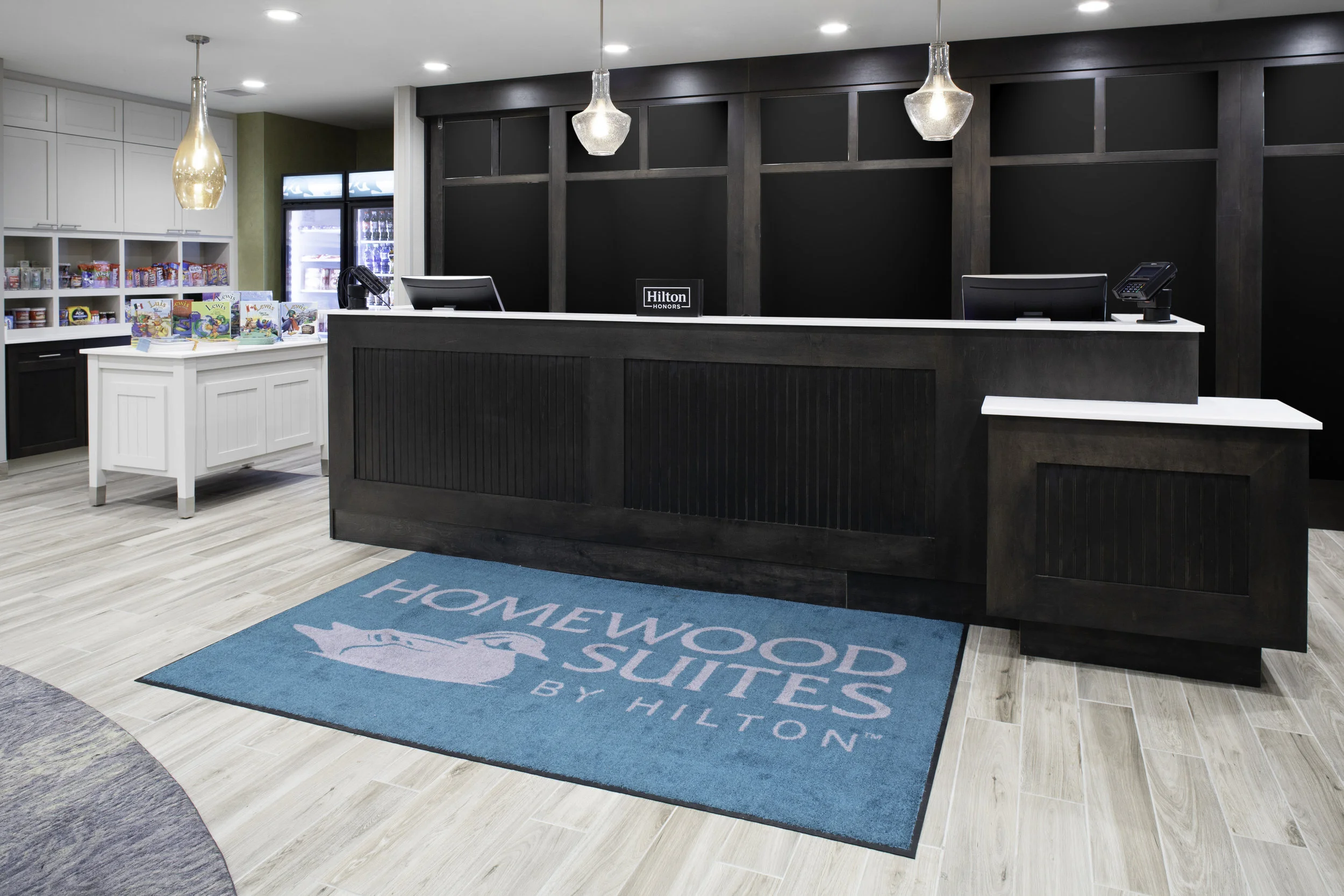 Front Desk.jpg