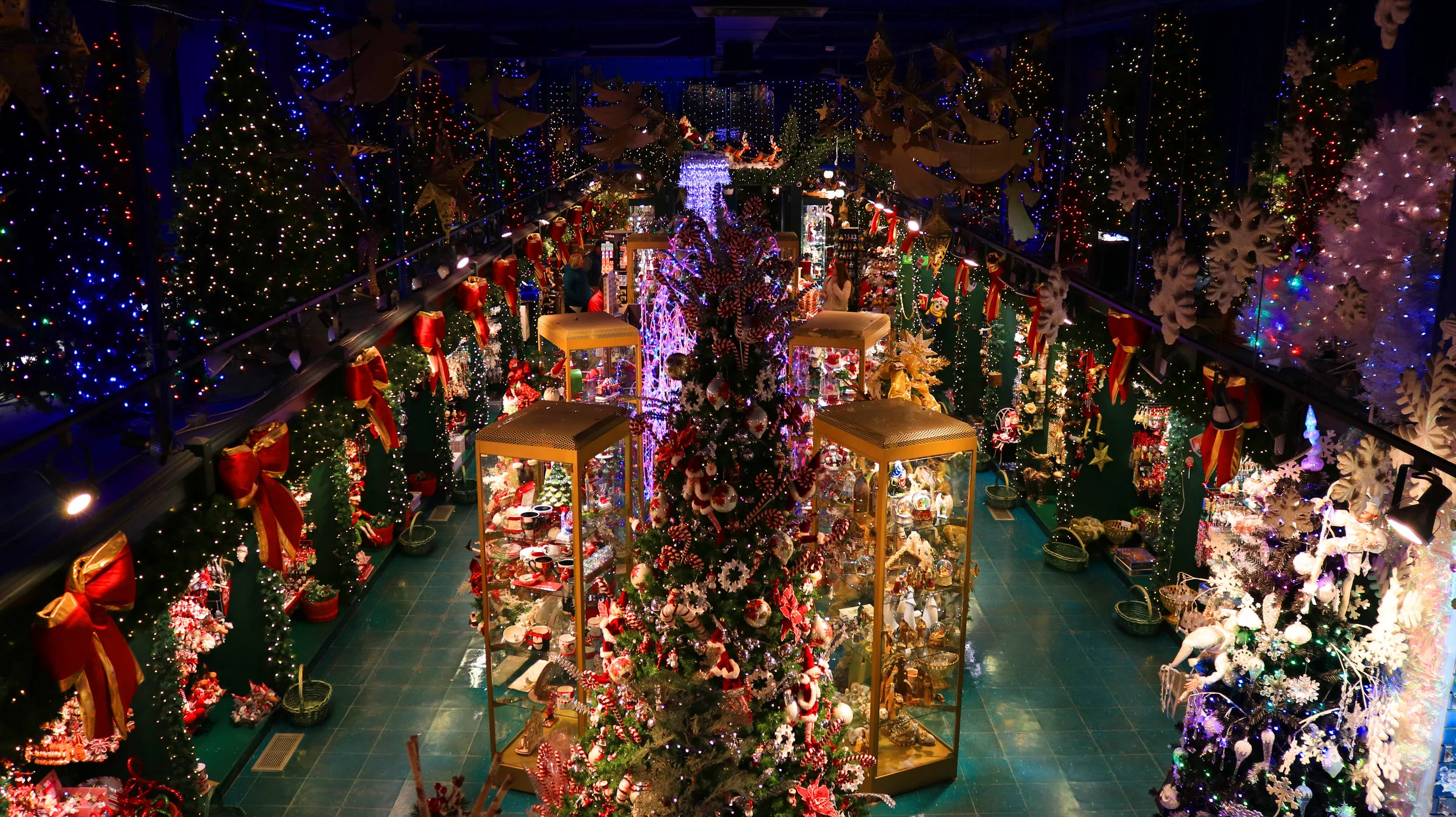 Christmas Store