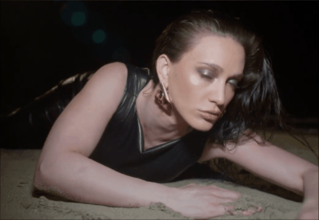 Siren By Kiyana Tehrani