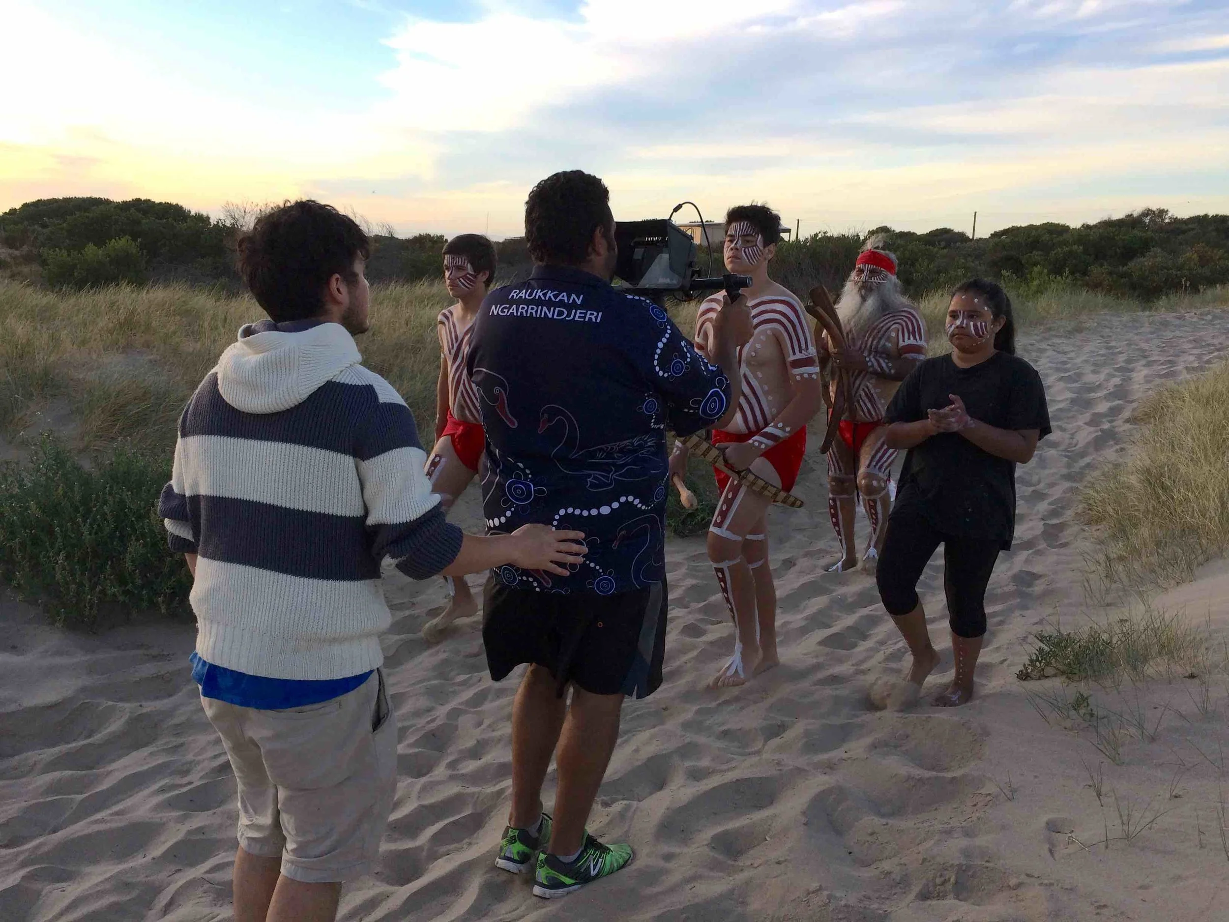 Laurie Rankine Jnr shoots Tal Kin Jeri performers at Murray Mouth. Photo Jen Lyons-Reid December 2015