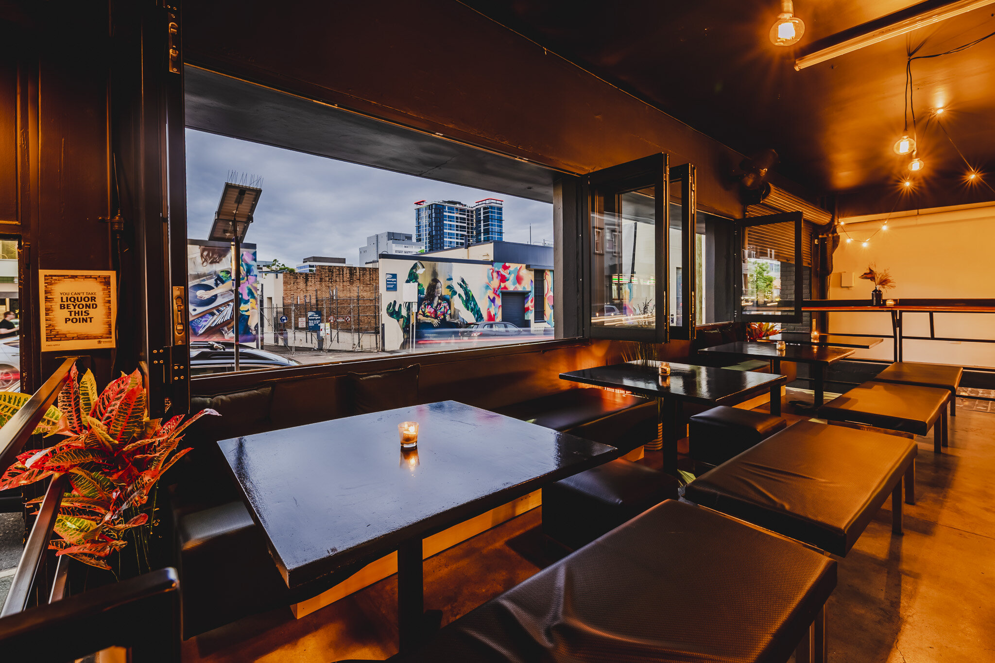 Foyer Bar