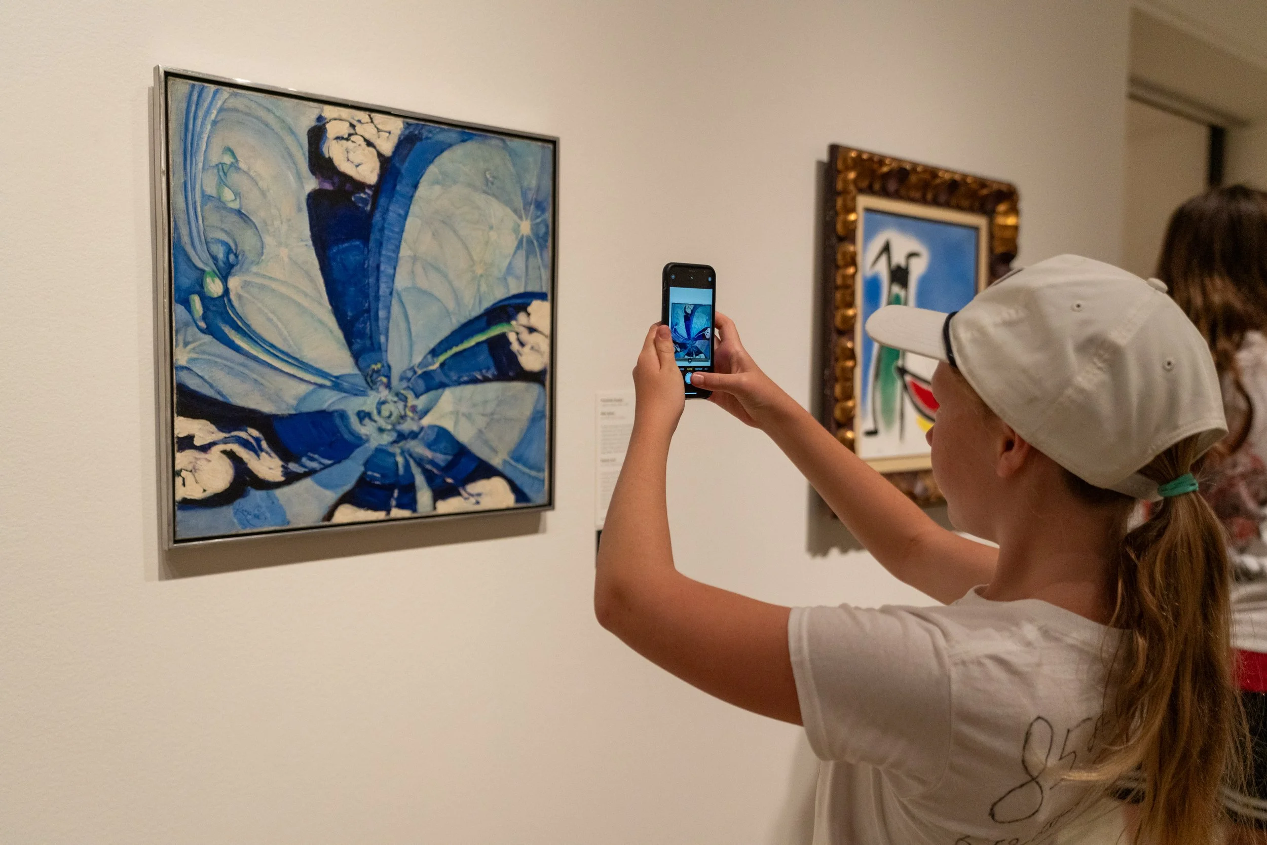 Unleash your child’s creativity this summer at our San Diego Kids Art Camp! 🎨✨