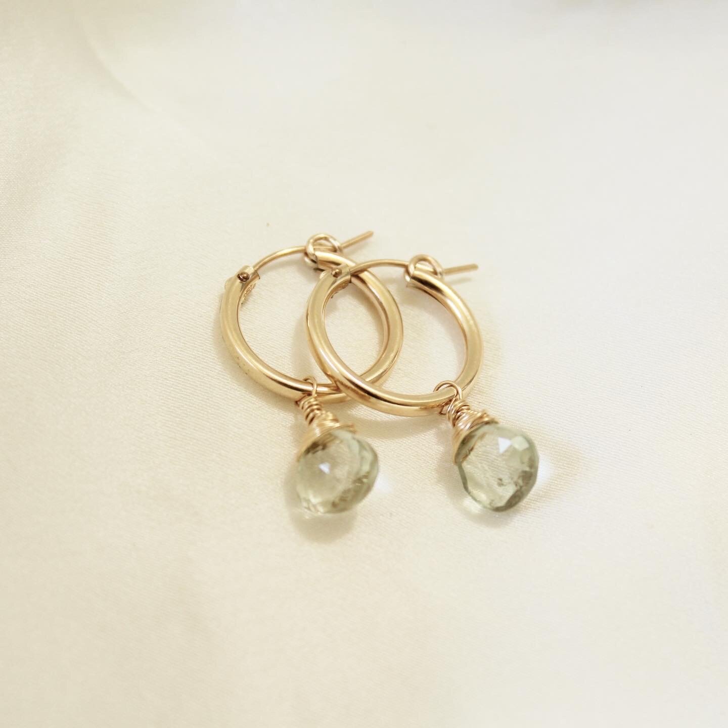 5C273F73-924A-4FF6-B12F-39DBBEA51B2B