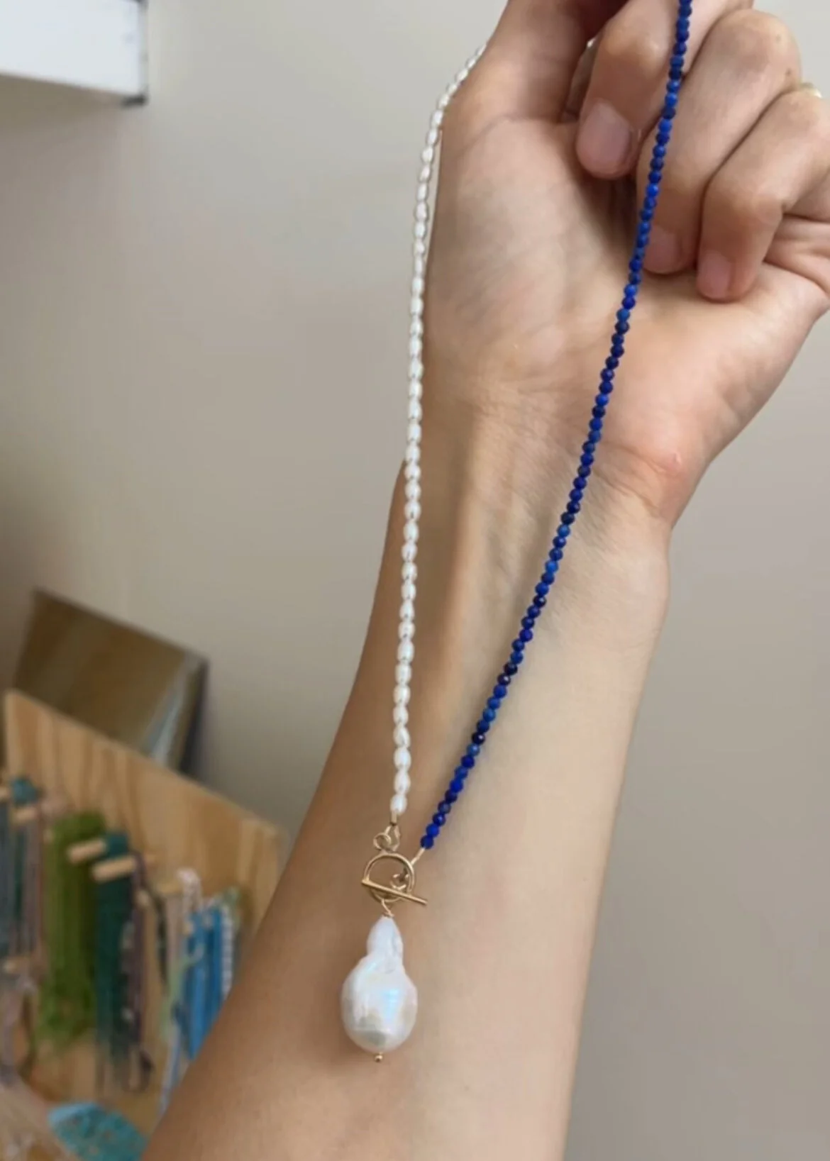 286000C8-1871-452F-A81E-23A3EE622D34