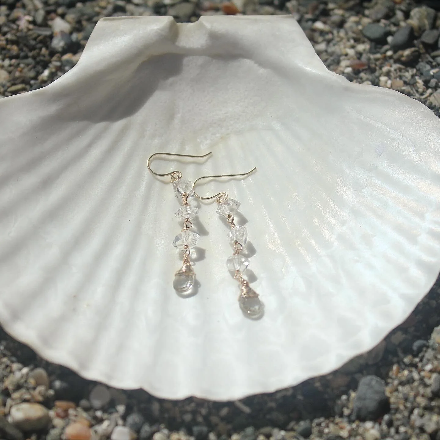 CBBE346C-8F5C-4274-856E-2060866FE9FA