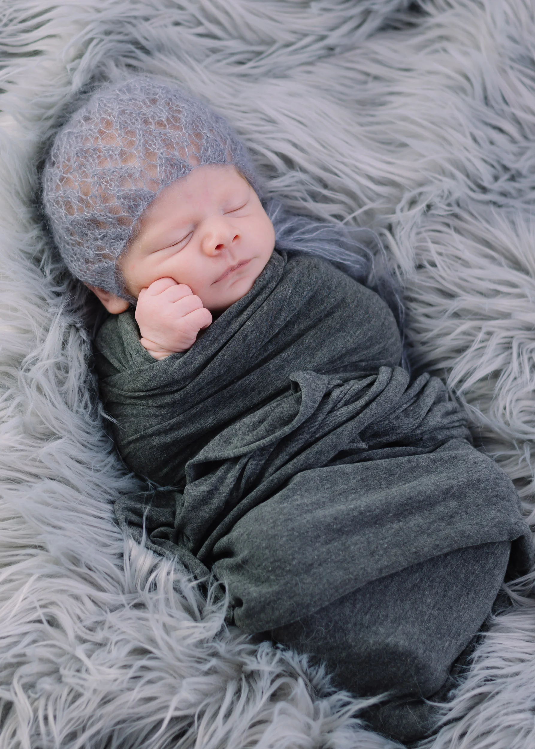Lancashire Newborn Shoot-12.jpg