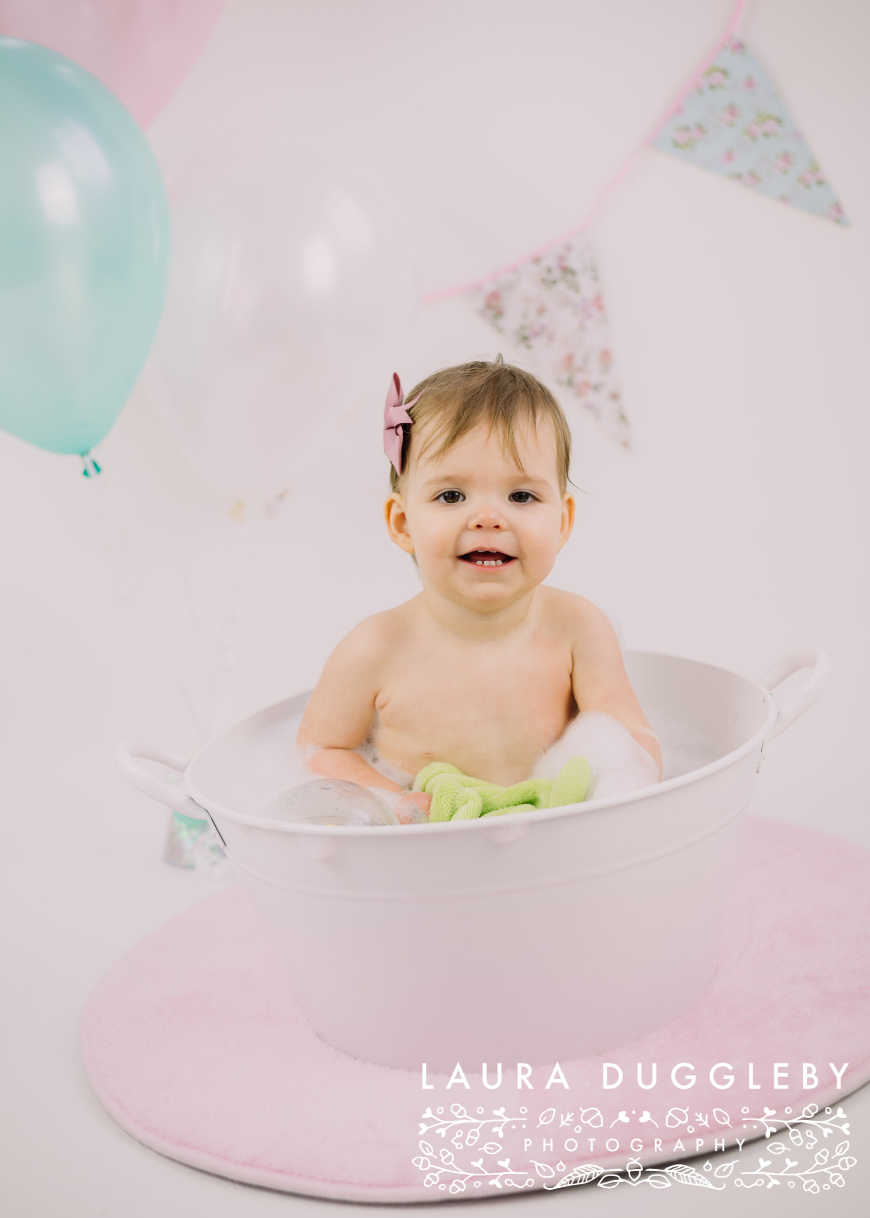 cake smash lancashire-28.jpg