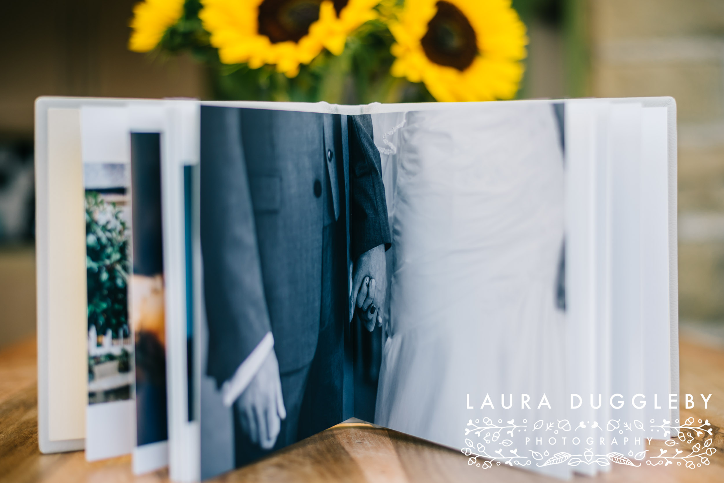 laura duggleby photography sample album-3.jpg